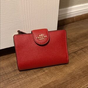 RARE Coach Medium Corner Zip Wallet in RED